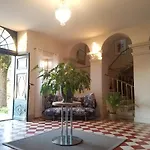 Oh, Le Château!