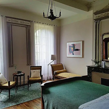 Oh, Le Chateau! Bed & Breakfast