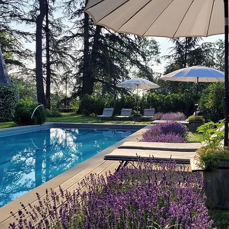 Oh, Le Chateau!