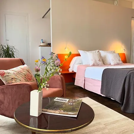 Oh, Le Chateau! Bed & Breakfast