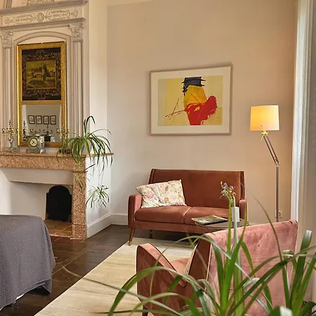 Oh, Le Chateau! Frühstückspension Almayrac