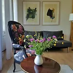 Bed & Breakfast Oh, Le Chateau! Almayrac
