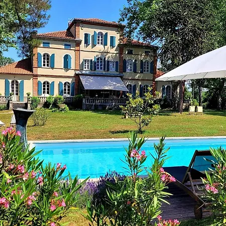 Bed & Breakfast Oh, Le Chateau! *