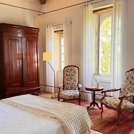 Oh, Le Chateau! Bed & Breakfast Almayrac