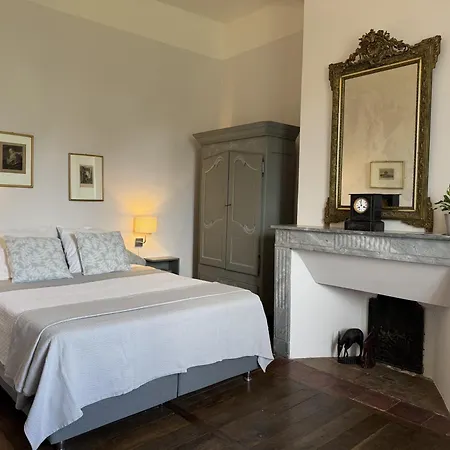 Oh, Le Chateau! *