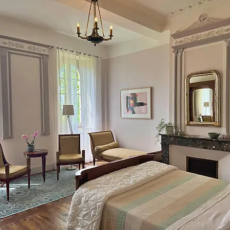 فندق مبيت وإفطار Oh, Le Chateau! Almayrac