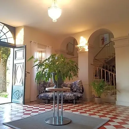 Nocleg ze śniadaniem Oh, Le Chateau! Almayrac